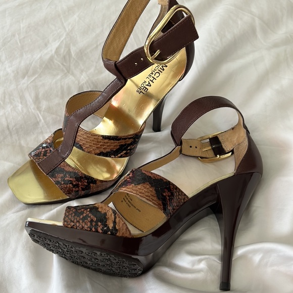 Michael Michael Kors Brown and Leopard size 9M shoes. - Picture 1 of 10